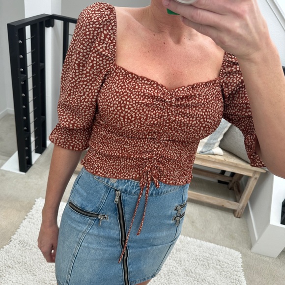 Blush Nordstrom rack Rust Puff Sleeve Smocked Blouse Dainty Print Festive Chic M - Picture 3 of 10